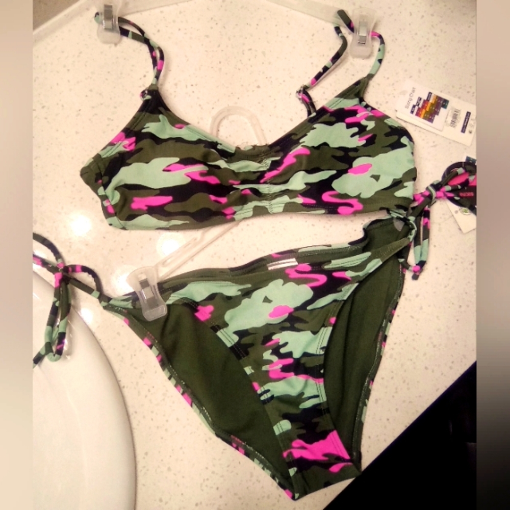 New bikini (m)